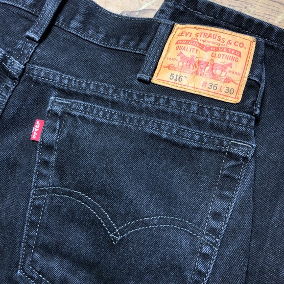 Levi’s 516 Jeans - Picture 7 of 9